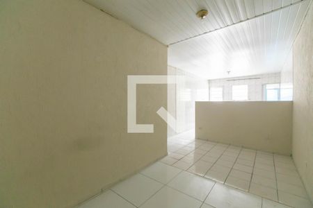 Sala de casa para alugar com 2 quartos, 90m² em Conjunto Residencial José Bonifácio, São Paulo