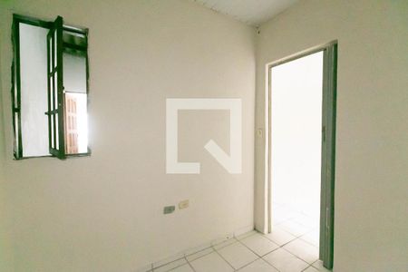 Quarto 1  de casa para alugar com 2 quartos, 90m² em Conjunto Residencial José Bonifácio, São Paulo