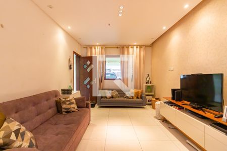 Sala de casa à venda com 4 quartos, 216m² em Cipava, Osasco