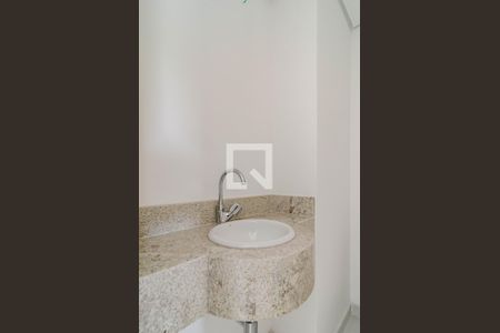 Lavabo de apartamento para alugar com 3 quartos, 68m² em Sumaré, São Paulo