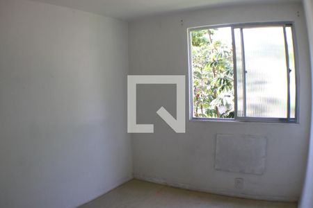 Quarto 1 de apartamento à venda com 3 quartos, 60m² em Taquara, Rio de Janeiro