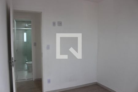 Quarto 1 de apartamento para alugar com 2 quartos, 45m² em Vila Carmosina, São Paulo