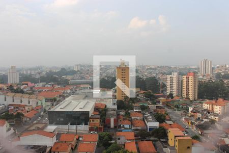 Vista  de apartamento para alugar com 2 quartos, 45m² em Vila Carmosina, São Paulo