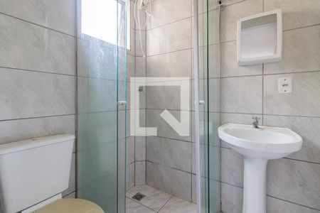 Banheiro  de apartamento à venda com 2 quartos, 43m² em Vila Nova, Porto Alegre