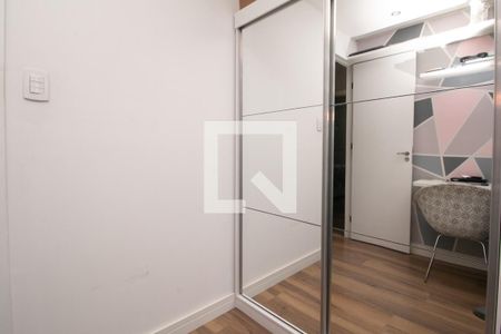 Quarto 1 de apartamento à venda com 3 quartos, 60m² em Quinta da Paineira, São Paulo