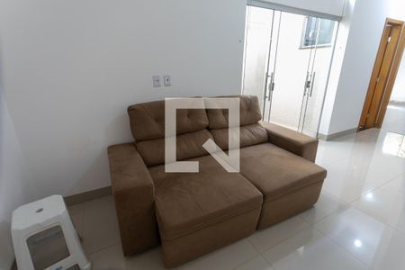 Sala de casa para alugar com 2 quartos, 125m² em Jardim Vila Boa, Goiânia