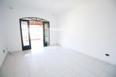 Sala de casa à venda com 3 quartos, 130m² em Vila Roque, São Paulo