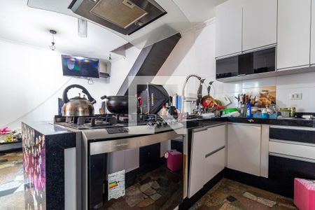 Casa à venda com 385m², 5 quartos e 2 vagas Casa à venda com 385m², 5 quartos e 2 vagasCasa Secundária