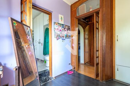 Casa à venda com 385m², 5 quartos e 2 vagas Casa à venda com 385m², 5 quartos e 2 vagasSuíte 1