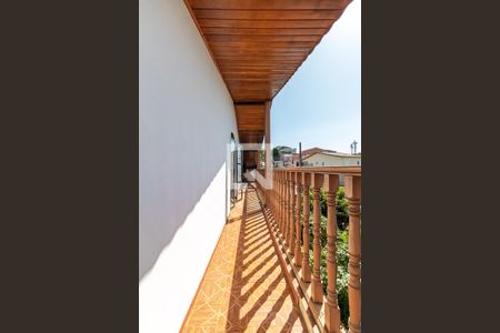 Casa à venda com 385m², 5 quartos e 2 vagas Casa à venda com 385m², 5 quartos e 2 vagasVaranda do Sótão