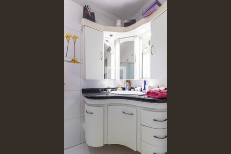 Casa à venda com 385m², 5 quartos e 2 vagas Casa à venda com 385m², 5 quartos e 2 vagasBanheiro da Suíte 2