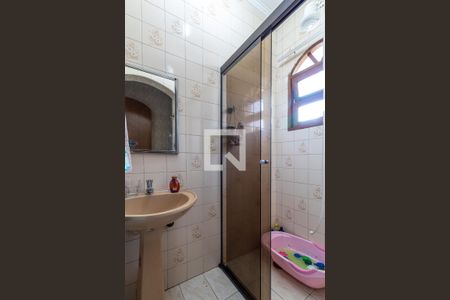 Casa à venda com 385m², 5 quartos e 2 vagas Casa à venda com 385m², 5 quartos e 2 vagasBanheiro da Suíte 3