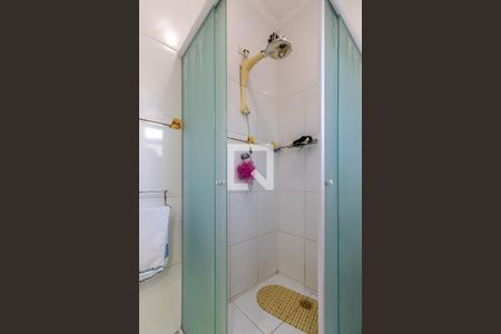 Casa à venda com 385m², 5 quartos e 2 vagas Casa à venda com 385m², 5 quartos e 2 vagasBanheiro da Suíte 2