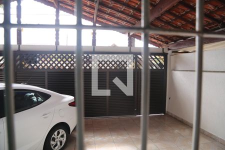 Quarto 1 / vista de casa para alugar com 5 quartos, 506m² em Maracanã, Praia Grande