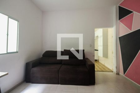 Sala de casa para alugar com 2 quartos, 125m² em Parque Maria Luiza, São Paulo
