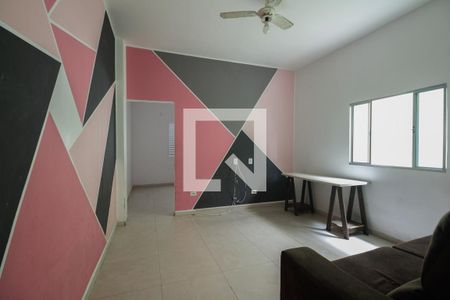 Sala de casa para alugar com 2 quartos, 125m² em Parque Maria Luiza, São Paulo