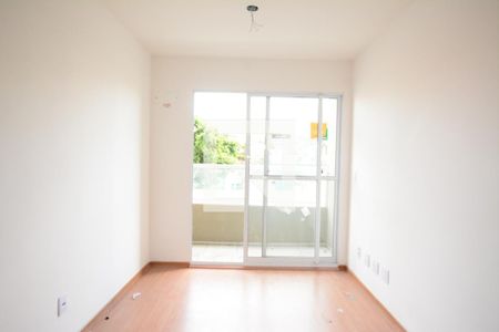 Sala de apartamento à venda com 2 quartos, 46m² em Bonsucesso, Rio de Janeiro