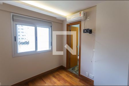 Quarto 1 de apartamento para alugar com 3 quartos, 81m² em Cruzeiro, Belo Horizonte