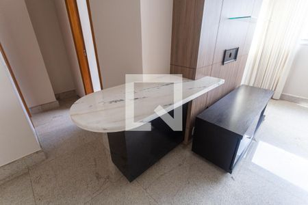 Sala de apartamento para alugar com 3 quartos, 81m² em Cruzeiro, Belo Horizonte