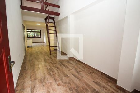 Sala de estar de casa para alugar com 4 quartos, 140m² em Nonoai, Porto Alegre