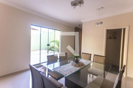 Sala de jantar de casa à venda com 4 quartos, 280m² em Dos Casa, São Bernardo do Campo