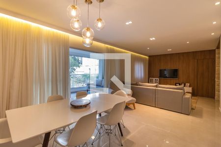Sala de apartamento para alugar com 3 quartos, 132m² em Centro Empresarial Tamboré, Santana de Parnaíba