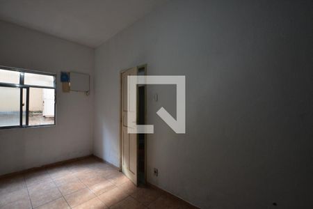 Quarto 1 de casa para alugar com 1 quarto, 45m² em Irajá, Rio de Janeiro