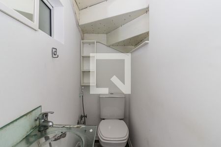 Lavabo de casa de condomínio à venda com 1 quarto, 81m² em Vila Conceição, Porto Alegre