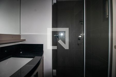 Banheiro de kitnet/studio à venda com 1 quarto, 37m² em Bela Vista, Porto Alegre