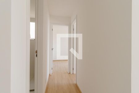 Corredor de apartamento para alugar com 2 quartos, 42m² em Jardim São Savério, São Paulo