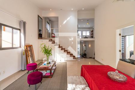 Sala de casa de condomínio à venda com 5 quartos, 248m² em Alphaville, Santana de Parnaíba