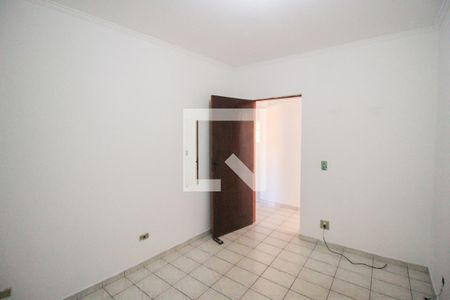 Quarto 2 de casa para alugar com 2 quartos, 74m² em Vila Campanela, São Paulo