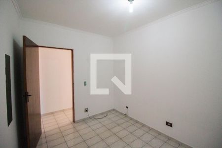 Quarto 2 de casa para alugar com 2 quartos, 74m² em Vila Campanela, São Paulo