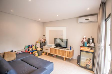 Sala de TV de apartamento para alugar com 3 quartos, 134m² em Chácara Inglesa, São Paulo
