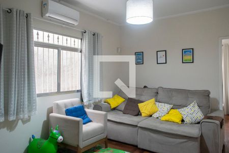 Sala de casa à venda com 3 quartos, 120m² em Piqueri, São Paulo
