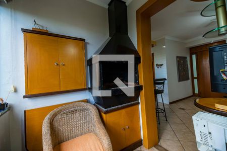 Varanda com churrasqueira de apartamento à venda com 3 quartos, 100m² em Jardim Itu, Porto Alegre