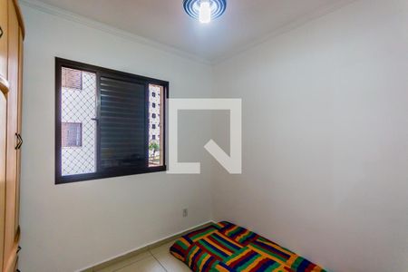 Quarto 1 de apartamento à venda com 3 quartos, 76m² em Jardim Stella, Santo André