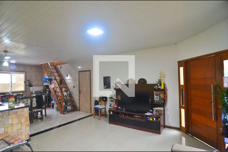 Sala de casa à venda com 2 quartos, 140m² em Mathias Velho, Canoas