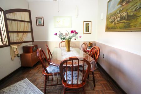 Casa à venda com 178m², 4 quartos e 1 vaga Casa à venda com 178m², 4 quartos e 1 vagaSala de Jantar