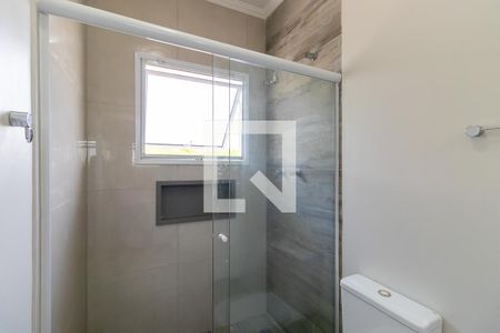 Casa de condomínio à venda com 210m², 4 quartos e 4 vagas Casa de condomínio à venda com 210m², 4 quartos e 4 vagasBanheiro da suíte 1