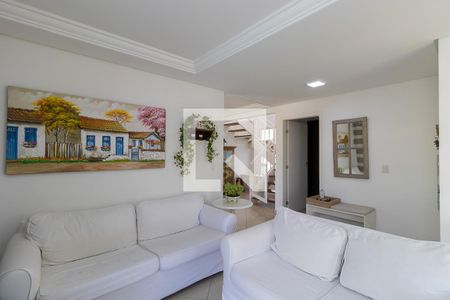 Sala de estar de casa de condomínio à venda com 4 quartos, 210m² em Parque Taquaral, Campinas