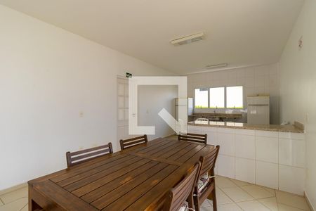 Casa de condomínio à venda com 210m², 4 quartos e 4 vagas Casa de condomínio à venda com 210m², 4 quartos e 4 vagasÁrea comum - Salão de festas