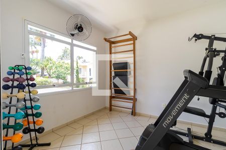 Casa de condomínio à venda com 210m², 4 quartos e 4 vagas Casa de condomínio à venda com 210m², 4 quartos e 4 vagasÁrea comum - Academia