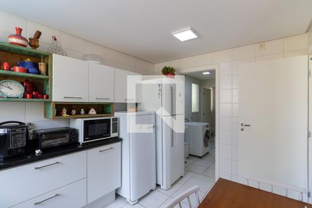 Casa de condomínio à venda com 210m², 4 quartos e 4 vagas Casa de condomínio à venda com 210m², 4 quartos e 4 vagasCozinha