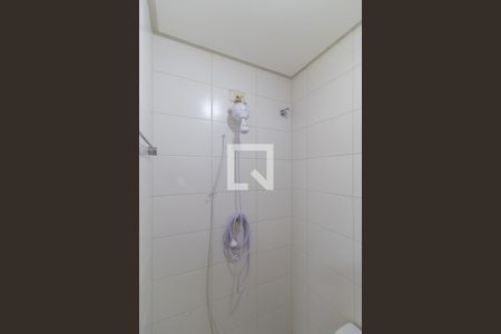 Casa de condomínio à venda com 210m², 4 quartos e 4 vagas Casa de condomínio à venda com 210m², 4 quartos e 4 vagasBanheiro de serviço