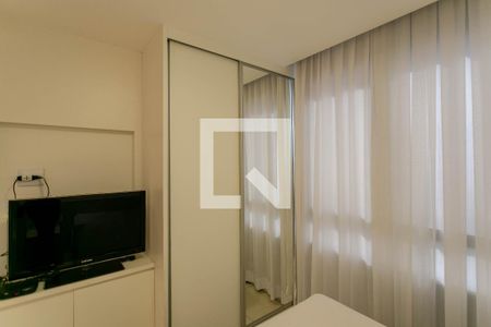 Quarto de kitnet/studio para alugar com 1 quarto, 32m² em Indaiá, Belo Horizonte