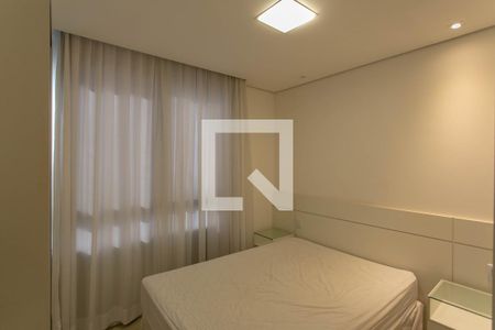 Quarto de kitnet/studio para alugar com 1 quarto, 32m² em Indaiá, Belo Horizonte