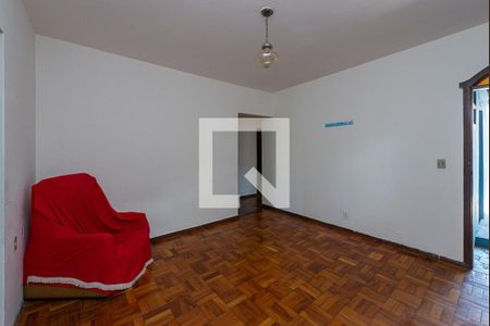 Sala de Estar de casa para alugar com 3 quartos, 100m² em Tupi A, Belo Horizonte