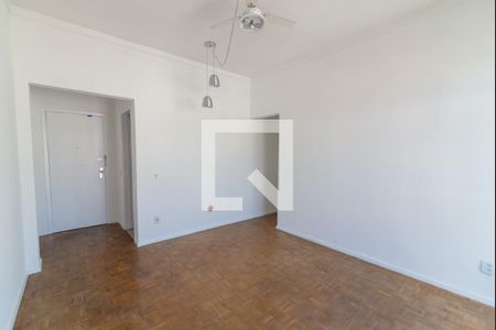 Sala de apartamento para alugar com 2 quartos, 65m² em Vila Isabel, Rio de Janeiro