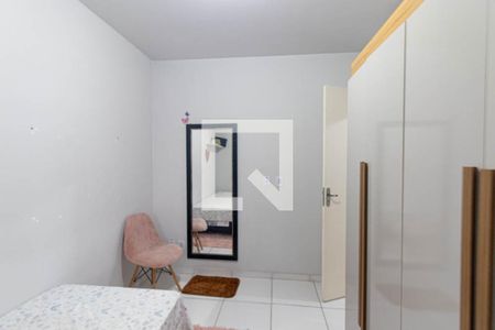 Quarto 2 de apartamento para alugar com 2 quartos, 50m² em Itália, São José dos Pinhais